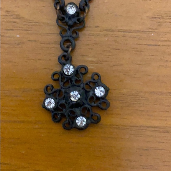 Black funky metal choker with crystal detailing - Picture 2 of 6